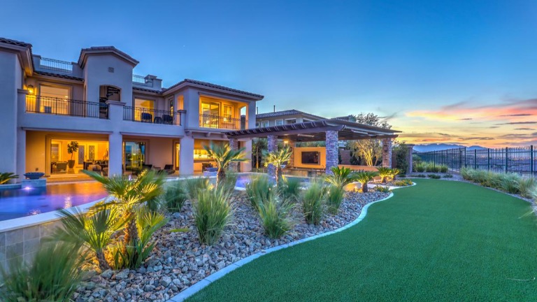 Southern Highlands Grace Zhang The Zhu Realty Group