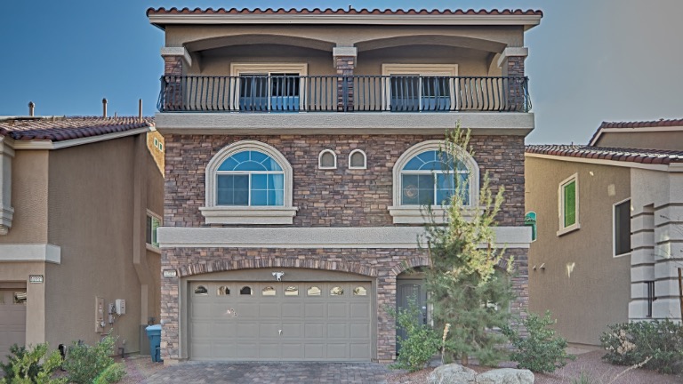 Las Vegas Beautiful 3-Story Home in Desi